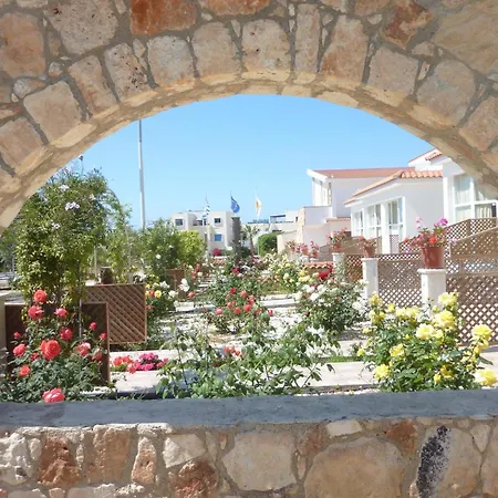 Eliofos Elegant Maisonettes 4* Polis