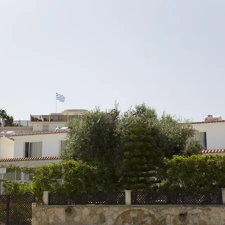 Eliofos Elegant Maisonettes 4*