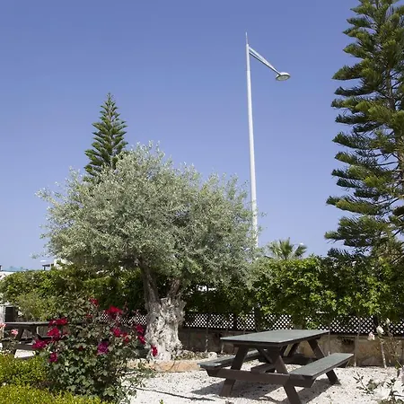 Eliofos Elegant Maisonettes 4* Polis