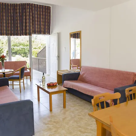 Lägenhetshotell Eliofos Elegant Maisonettes 4*