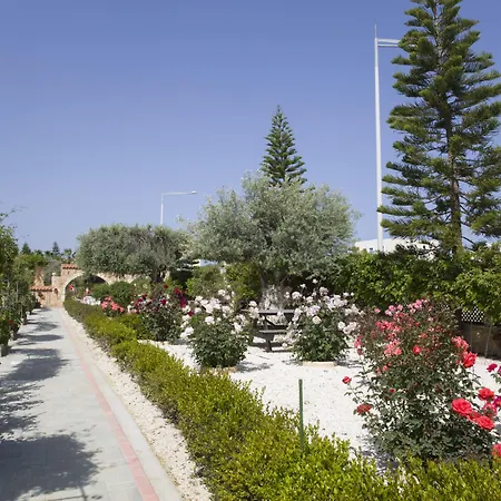 Eliofos Elegant Maisonettes 4* Polis