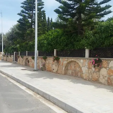 Eliofos Elegant Maisonettes Appart hôtel