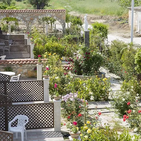 Eliofos Elegant Maisonettes Lägenhetshotell