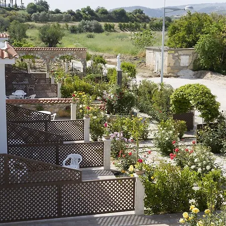 Appart hôtel Eliofos Elegant Maisonettes 2*