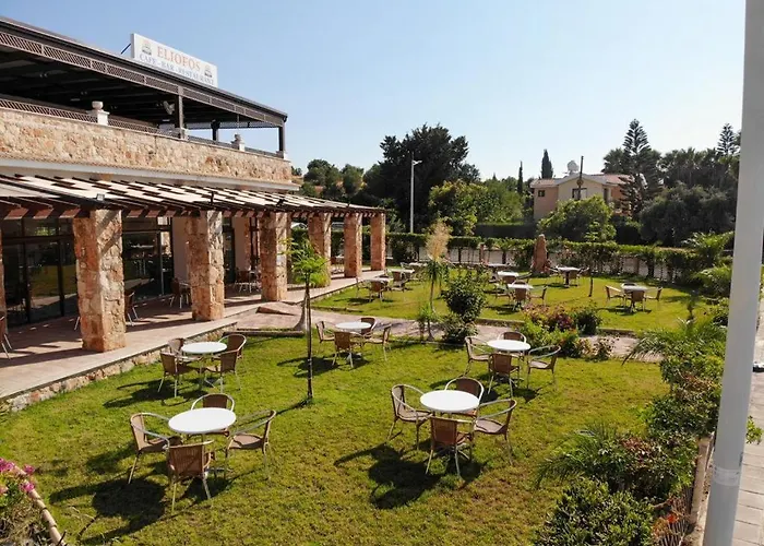 アパートホテル Eliofos Elegant Maisonettes Polis