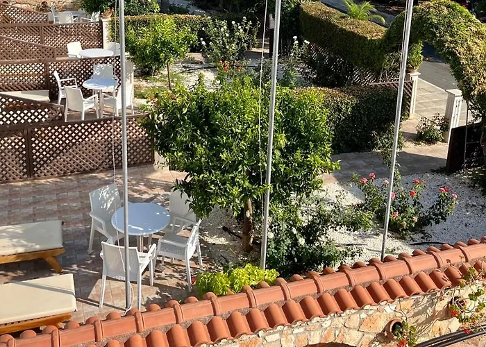 Eliofos Elegant Maisonettes アパートホテル Polis