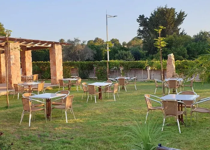 Eliofos Elegant Maisonettes アパートホテル