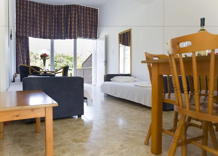 Eliofos Elegant Maisonettes Polis