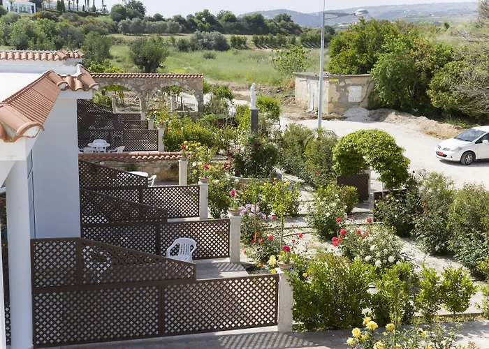 Eliofos Elegant Maisonettes アパートホテル Polis